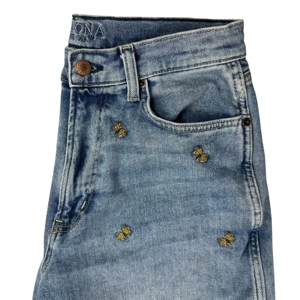 Arizona Jean Co Highest Rise Curvy Mom‎ Jeans Blue Butterfly Embroidered Size 13